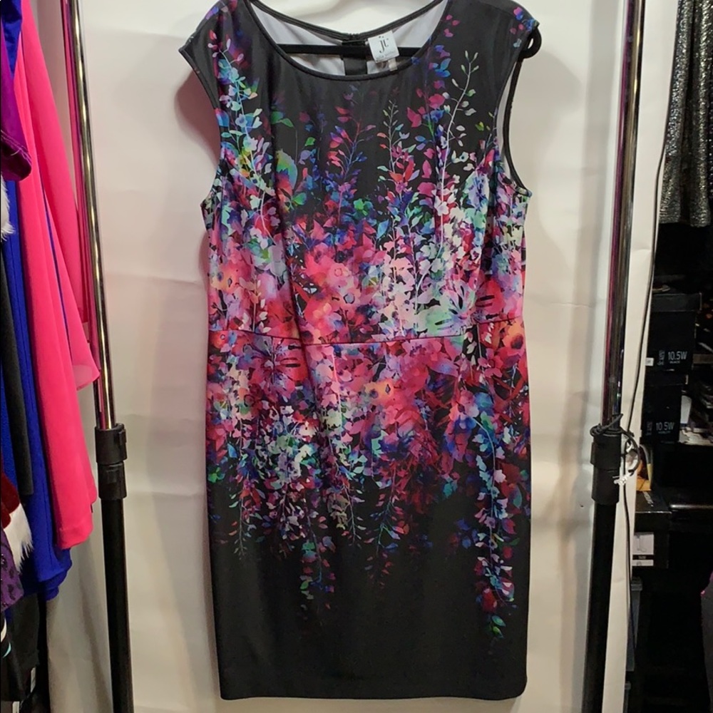 Julia Jordan Dress